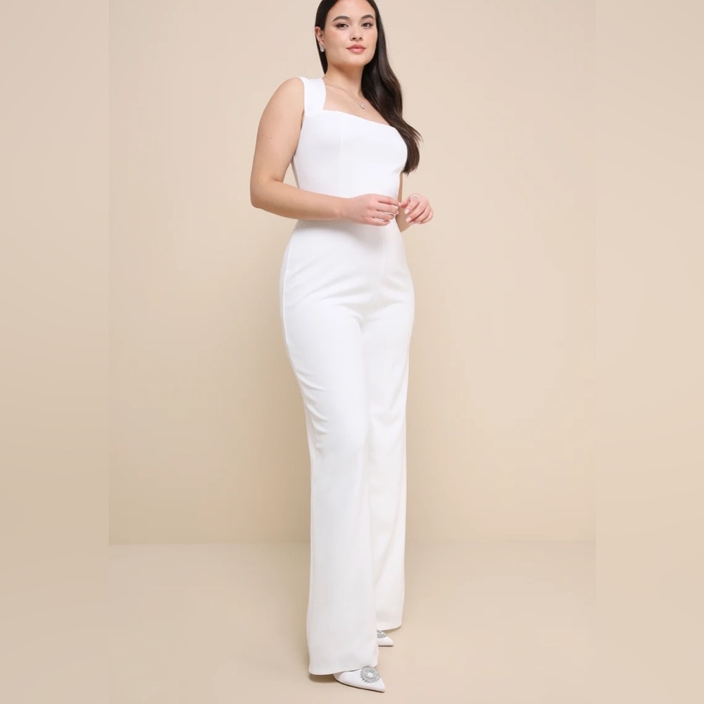 Lulu’s Enticing Endeavors White Jumpsuit 🤍 - Picture 4 of 4